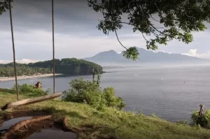Asah Hill, a Natural Tourist Attraction with Stunning Views in Karangasem