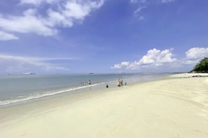 Kemala Beach in Balikpapan An Exotic Destination with White Sands and Crystal-Clear Waters