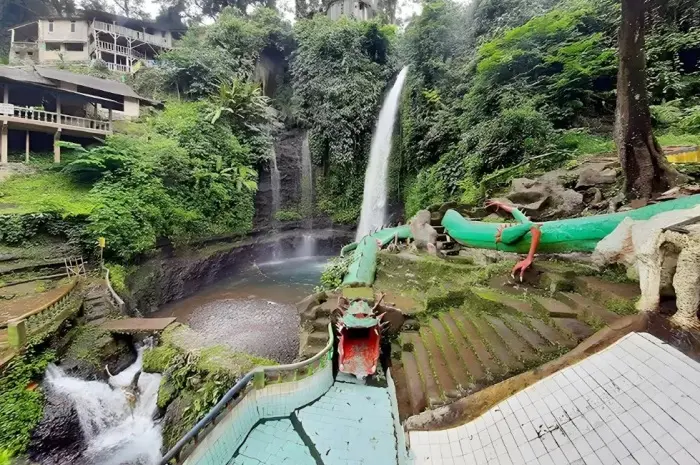 Luhur Waterfall Bogor A Nature Tourism Destination with Stunning Waterfalls and a Tranquil Atmosphere