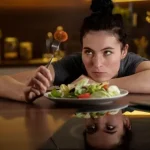 Habits That Often Cause Diet Failure and Should Be Avoided