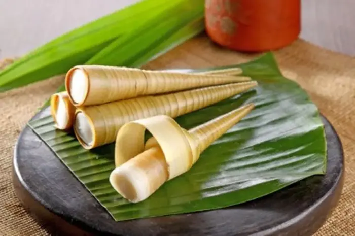 Legendary Cakes from Lombok Rich in Traditional Flavors