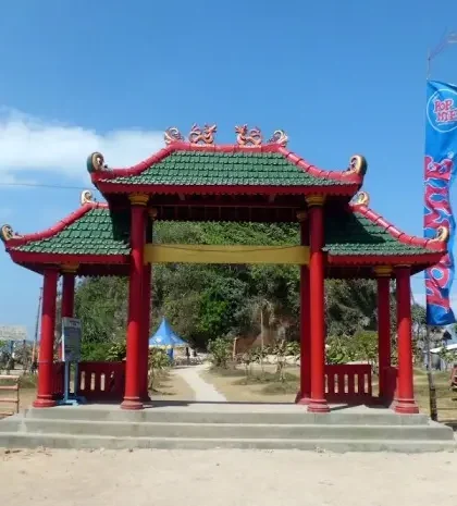 Goa Cina Beach