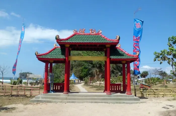 Goa Cina Beach