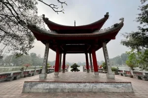 Ngoc Son Temple